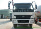 YUEJIN 5m3のポンプを搭載する小さいトラックミキサのトラック、4x2移動式ミキサーのトラック サプライヤー
